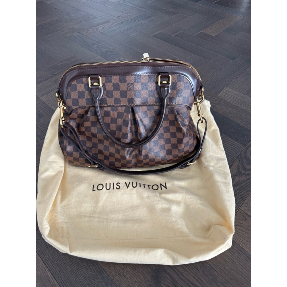 Women's Louis Vuitton Damier Ebene Alma Handbag Brown
